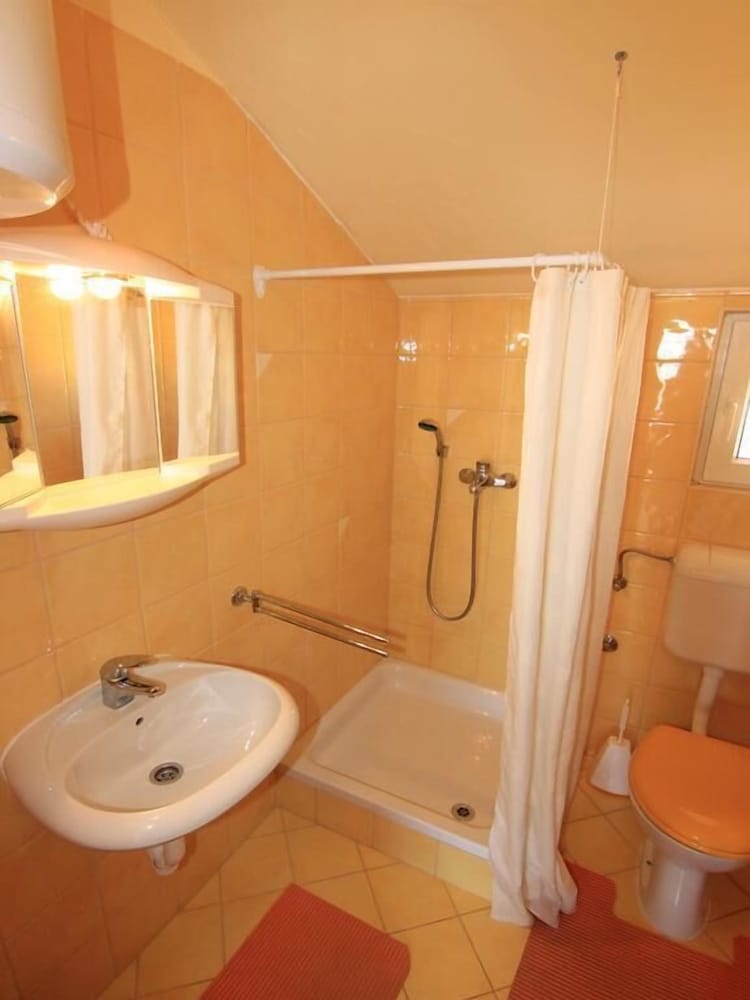 Family Apartment, 1 Bedroom, Sea View photo 2