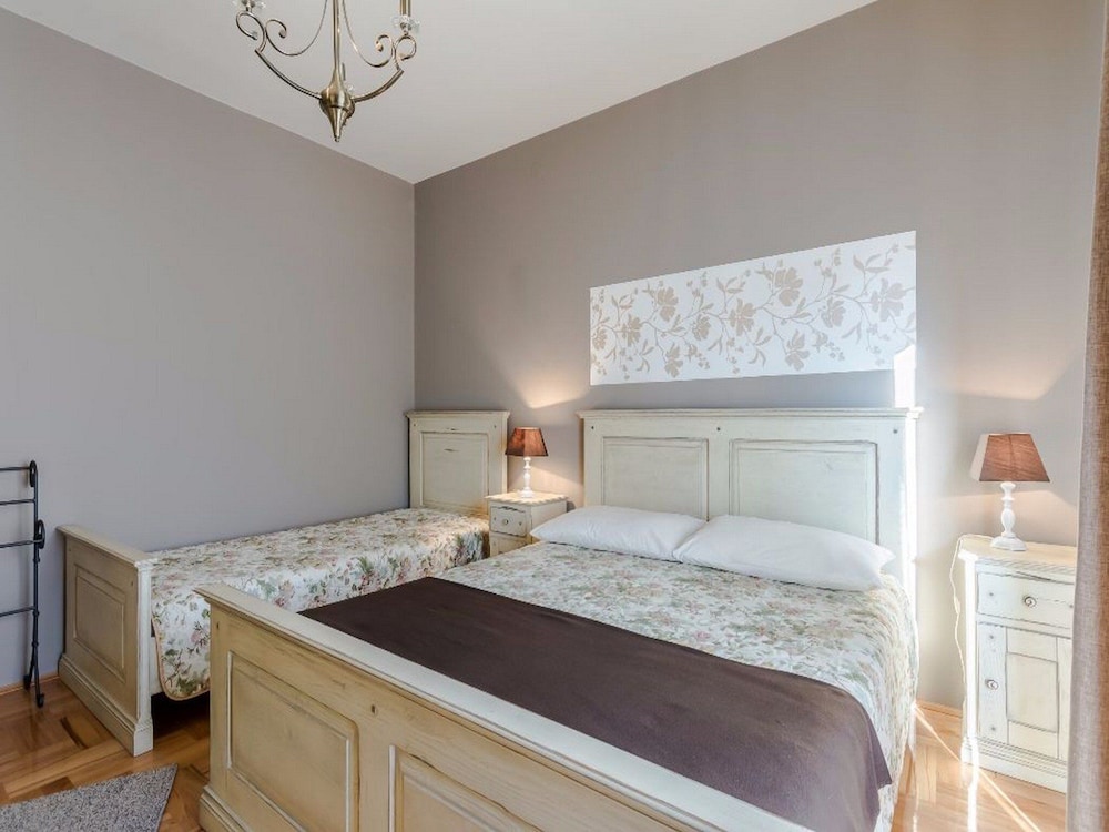 Apartment (Apartments Skoda I - Three Bedroom Ap)