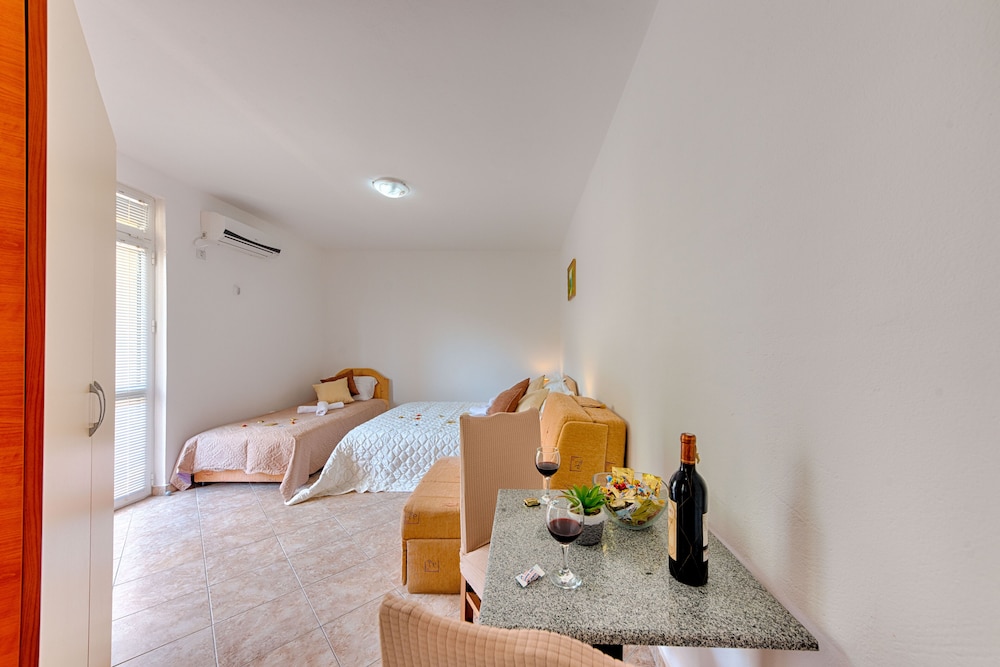 Superior Triple Room photo 1