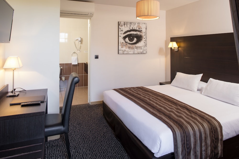 Superior Double Room - Photo 7
