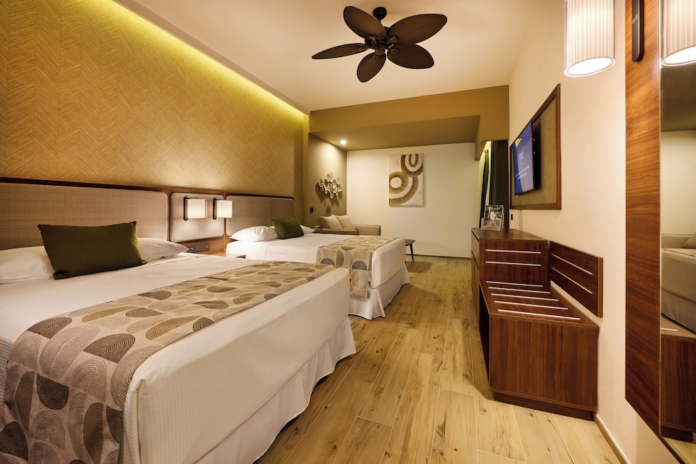 Family Suite, 2 Bedrooms (B2C-US)