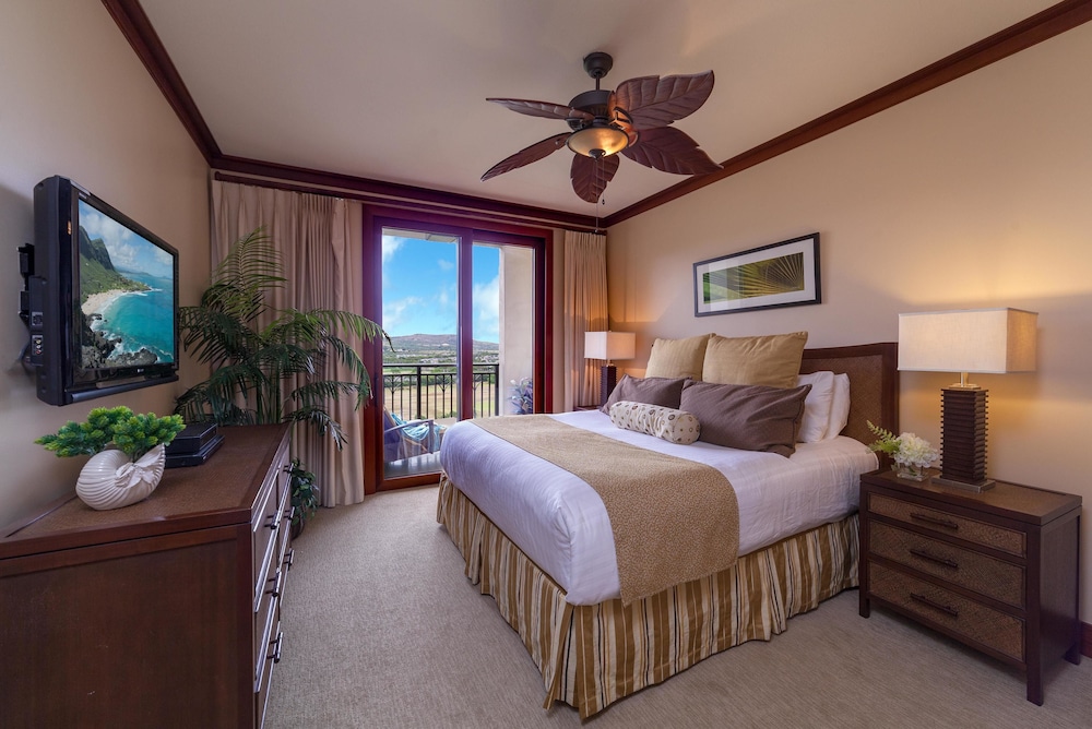 Suite, Multiple Beds (Suite with Pool View)