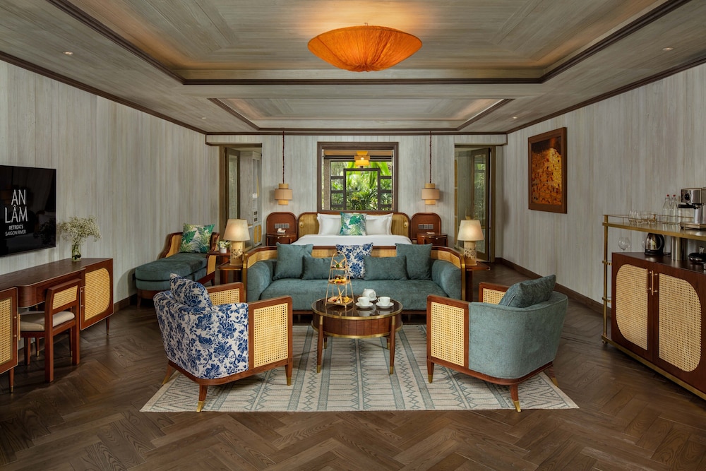 River View Executive Suite - Photo 3