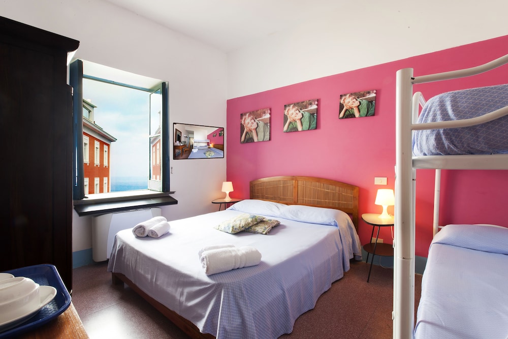 Quadruple Room, Sea View