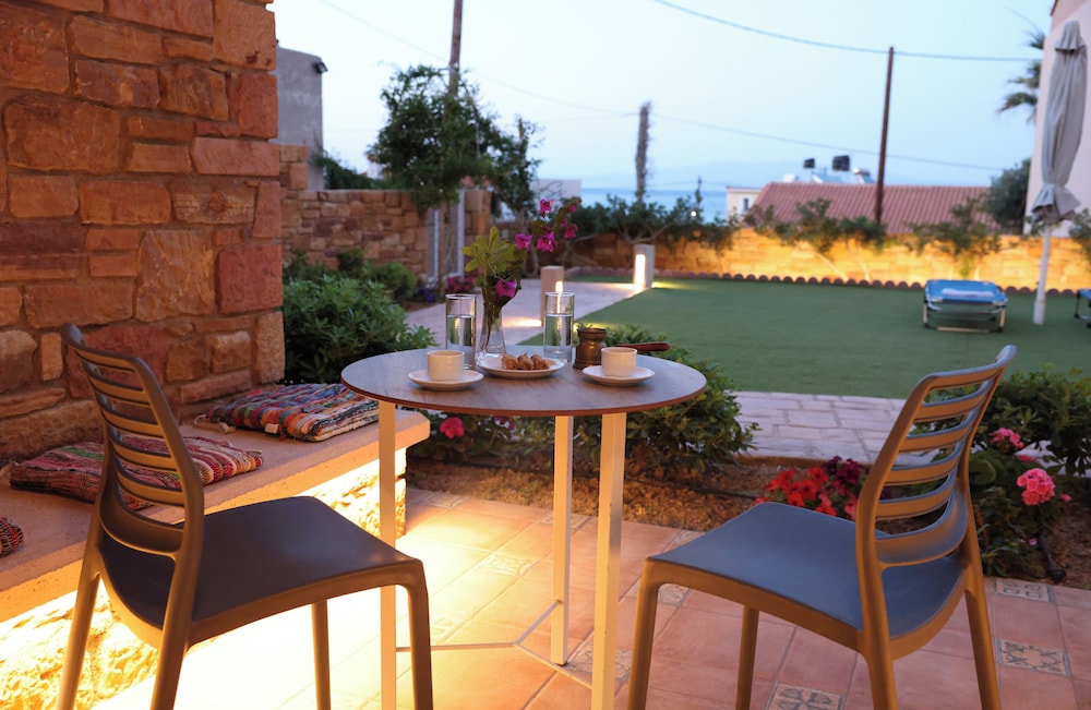 Family Double Room, Patio, Sea View