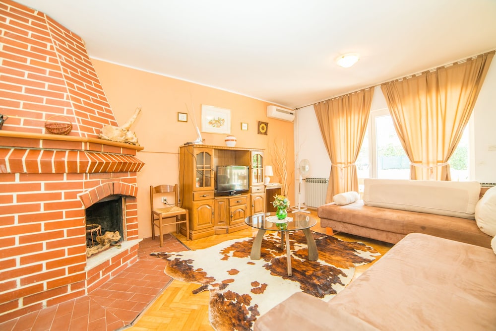 Apartment, Ground Floor (A3 ) photo 1