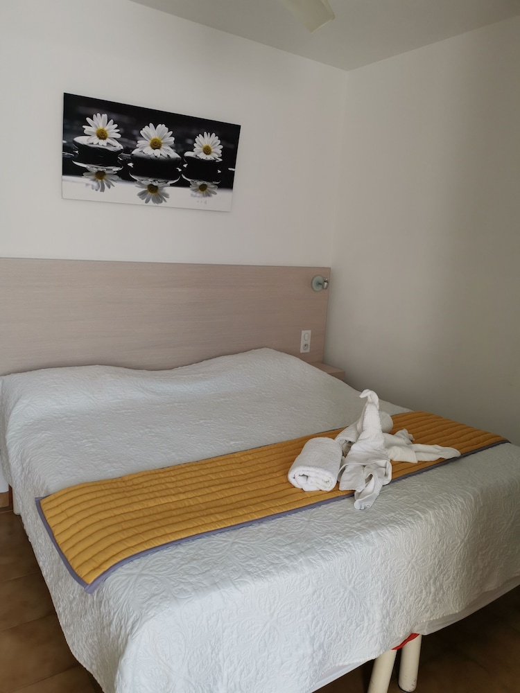 Family Quadruple Room (standard, 5 pers.) photo 1