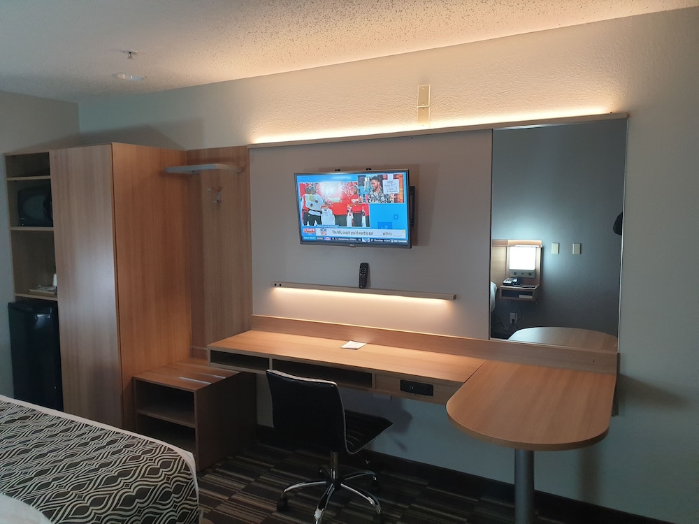 Room, Accessible - Photo 1