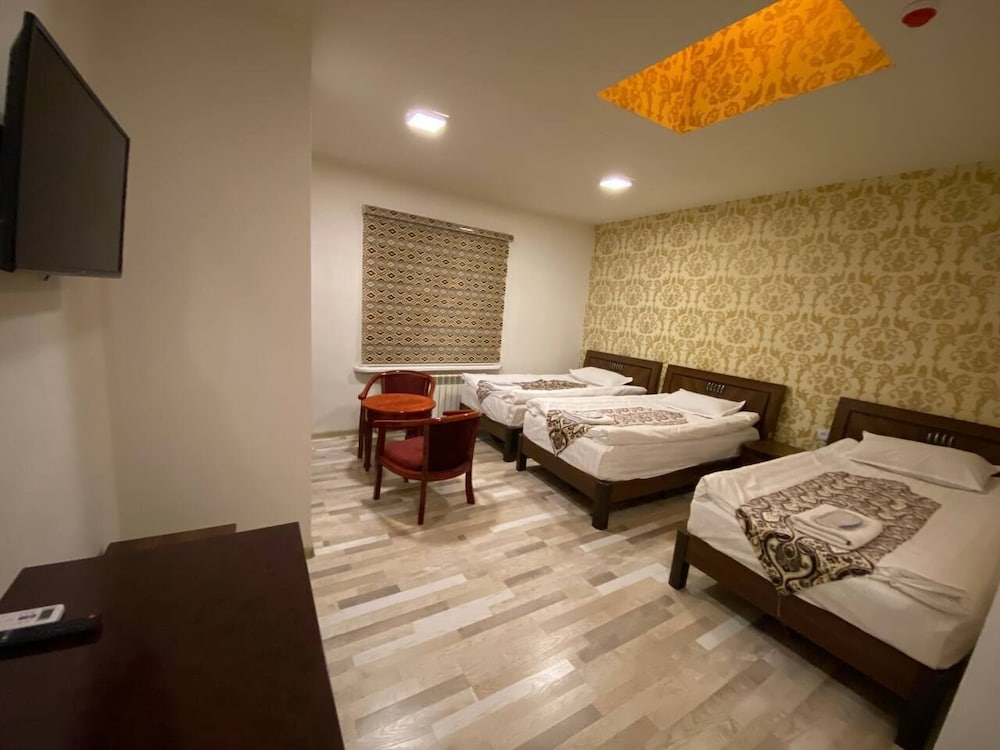 Business Triple Room