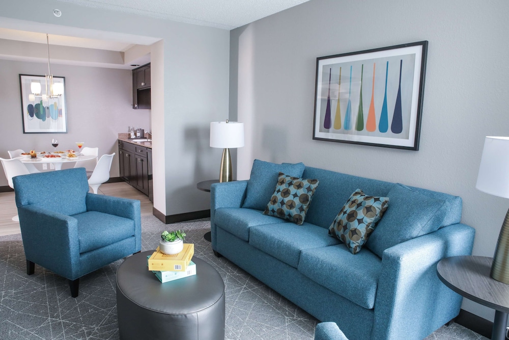Suite, 1 Bedroom (2 Queen Beds)