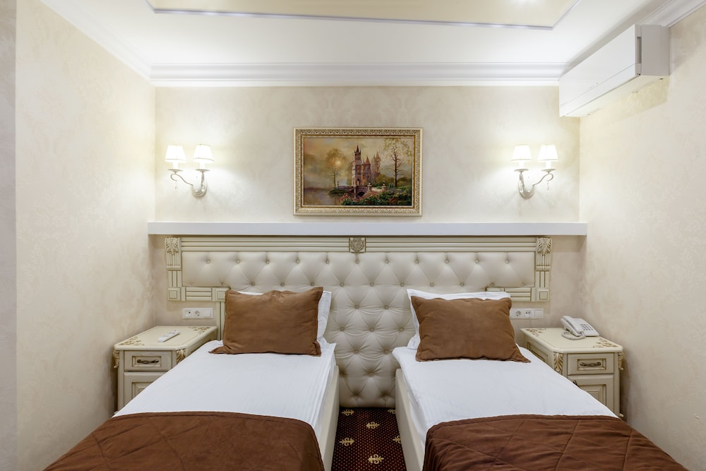Economy Double or Twin Room photo 2
