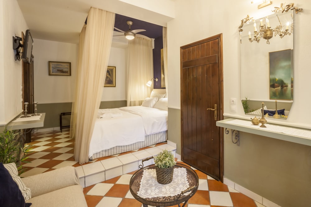 Superior Double Room photo 2
