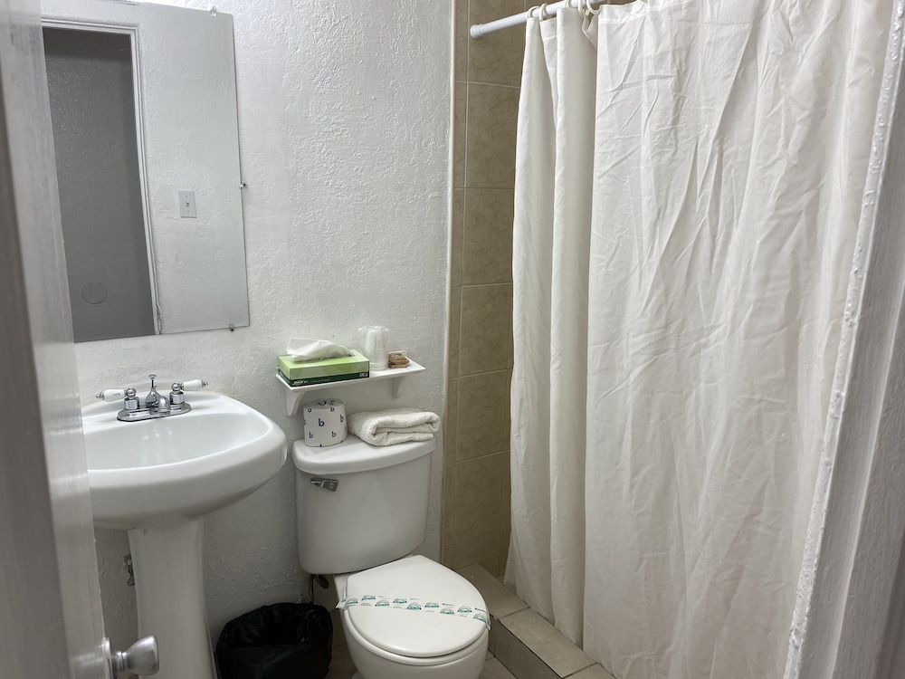 Richard's Hotel, Fotografia 6