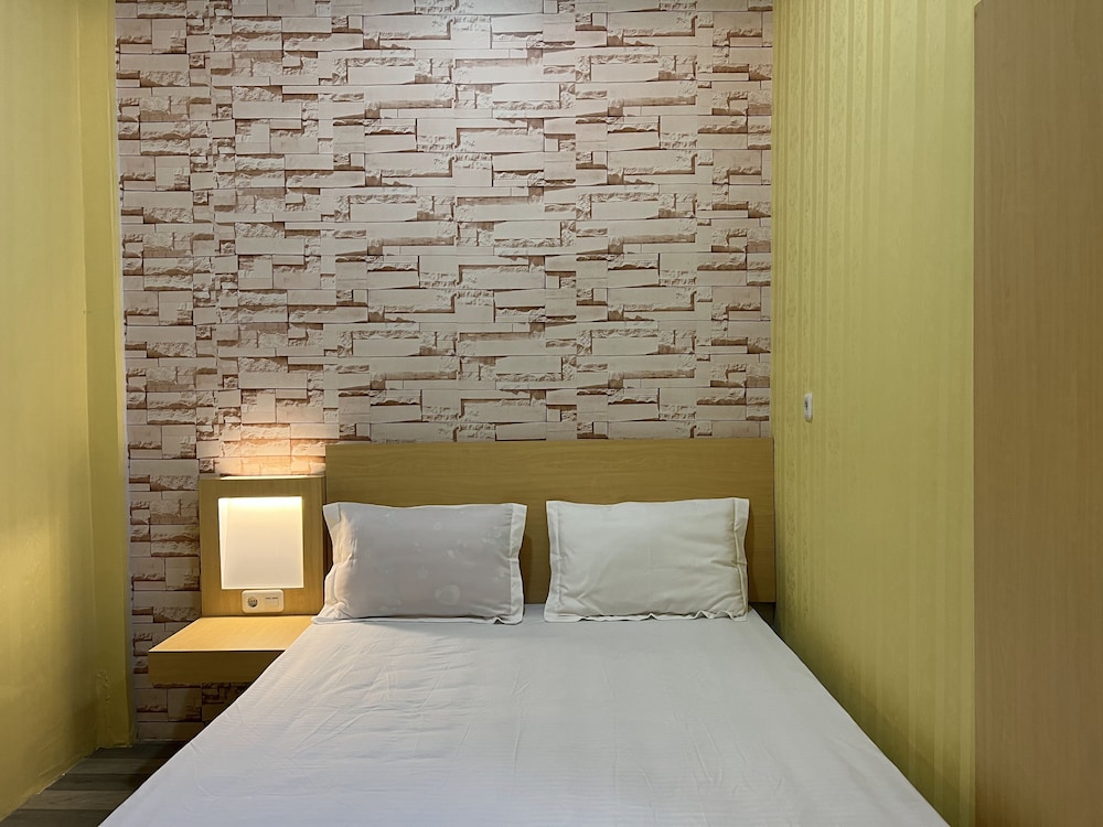 Standard Double Room - Photo 8