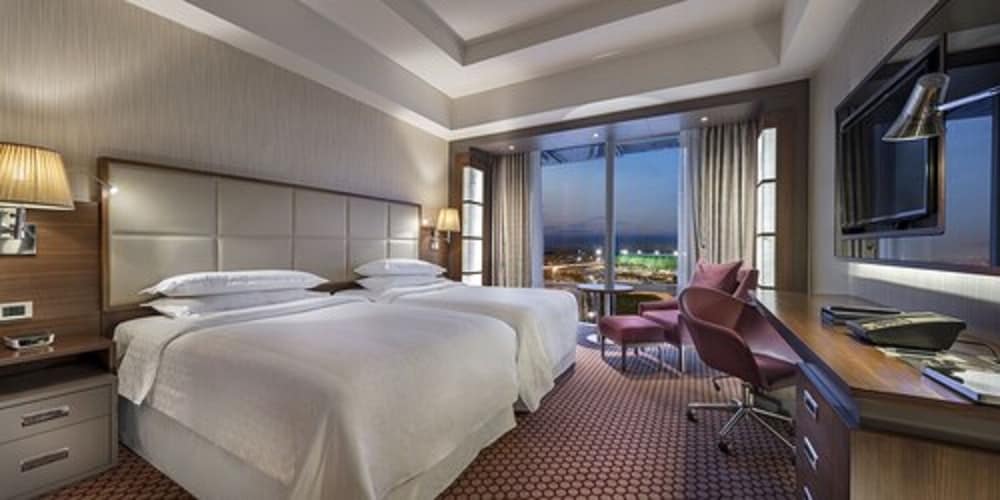 Classic Room, 2 Twin Beds, Non Smoking, City View photo 3
