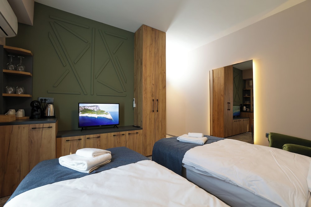 Standard Room, Private Bathroom