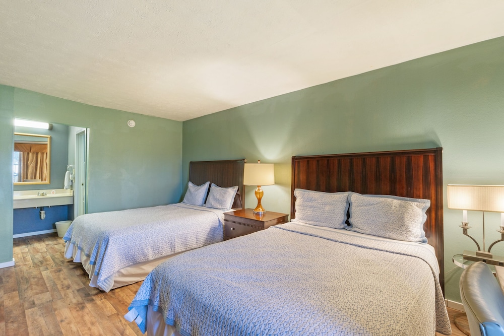 Deluxe Double Room Single Use photo 1