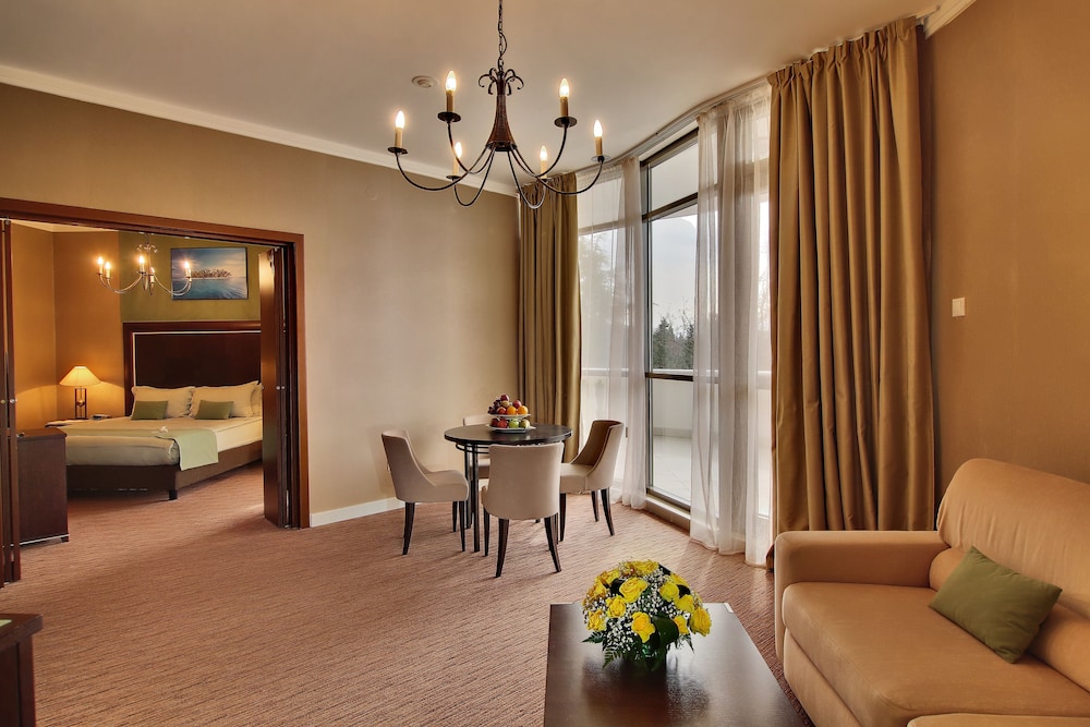 Suite photo 1