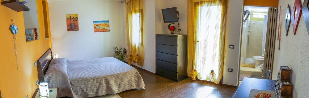 Family House, Ensuite, Mountain View (Maggie)