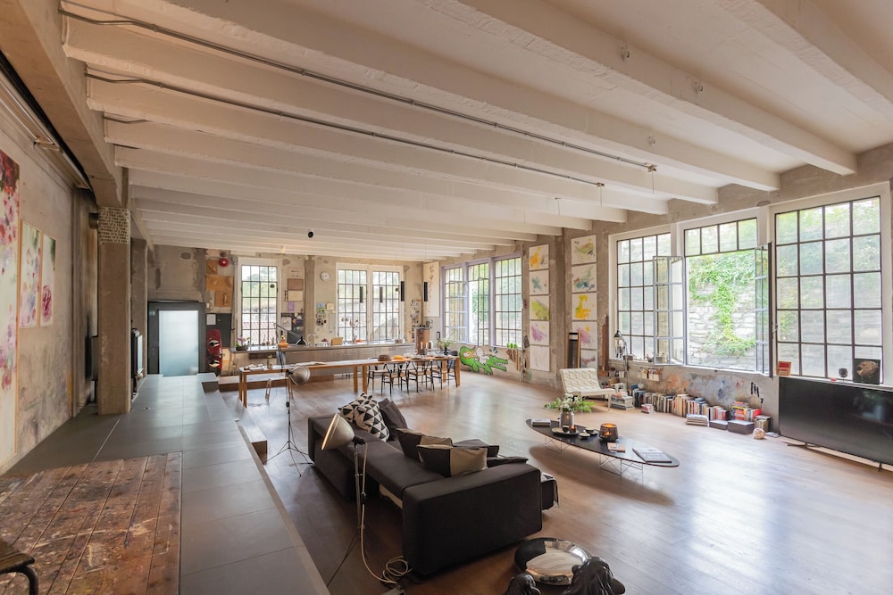 Apartment (2 Bedrooms)