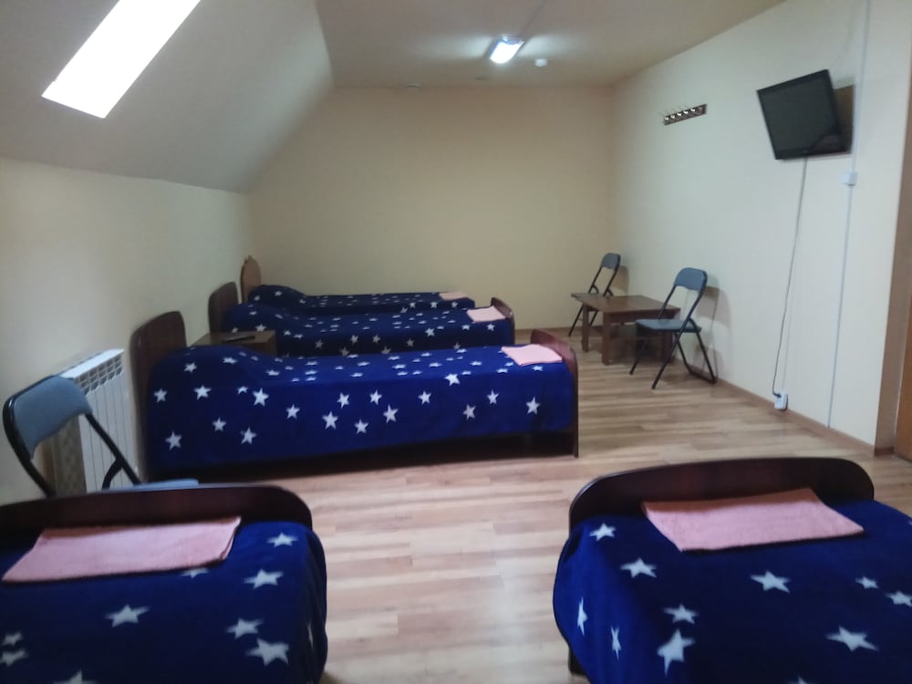 Family Room, Shared Bathroom photo 1