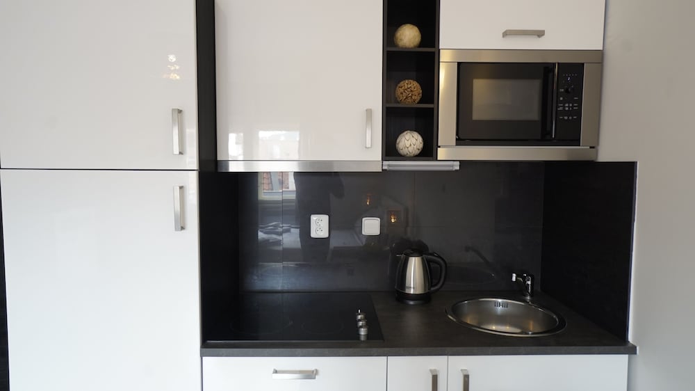 Panoramic Studio, Kitchenette thumbnail 6
