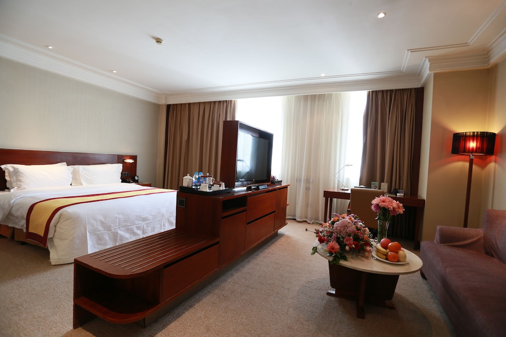 Deluxe Room, 1 Bedroom, Accessible, Private Bathroom