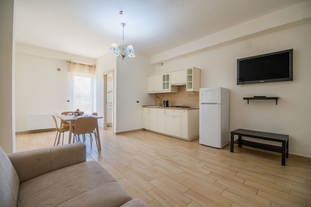 Deluxe Apartment - Photo 7