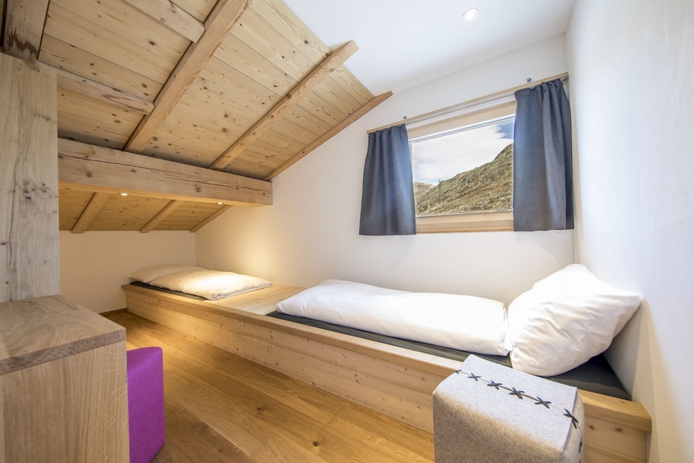 Basic Quadruple Room, Multiple Beds, Annex Building