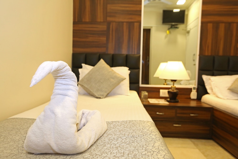 Executive Double Room - Photo 8