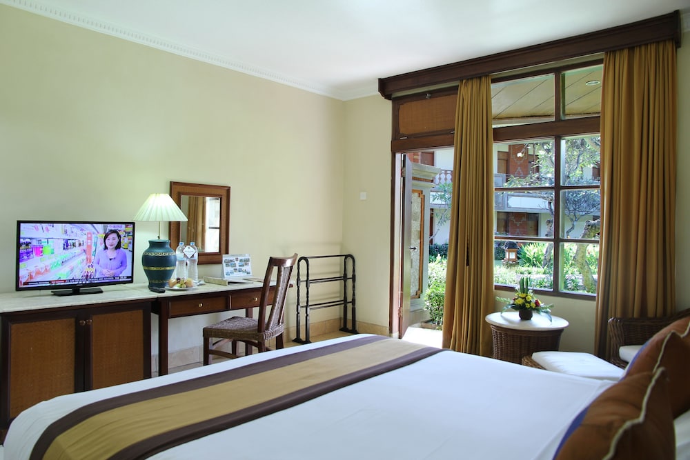 Deluxe Room - Photo 5