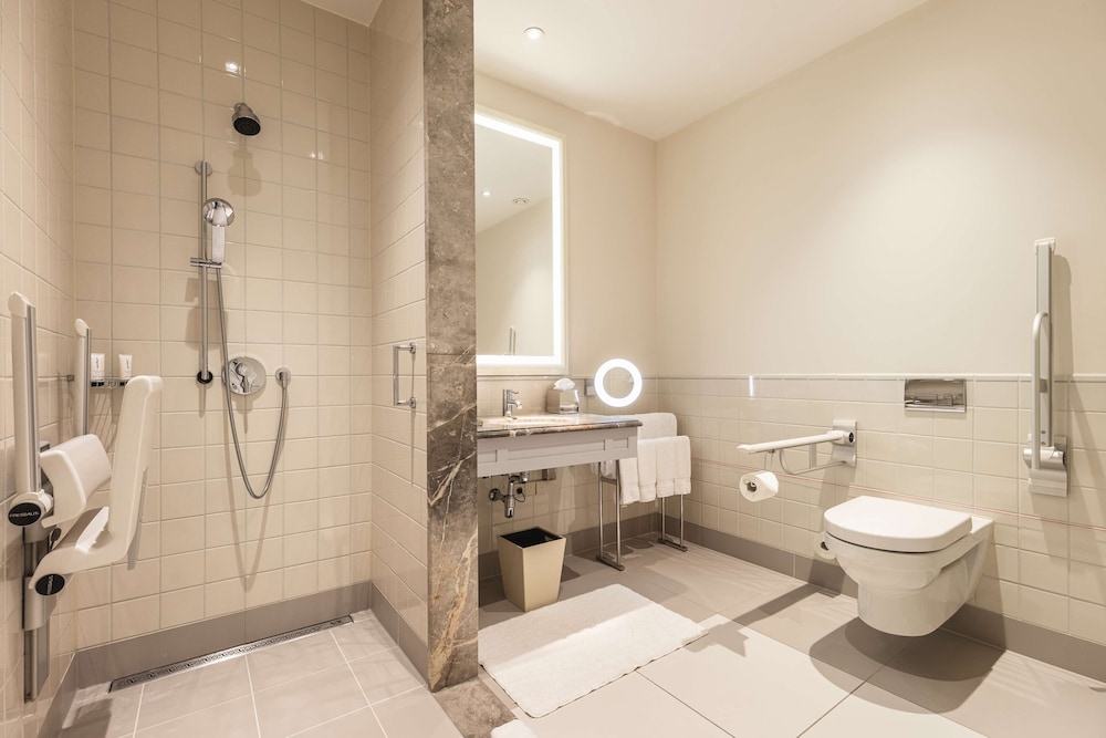 Superior Room, 1 King Bed, Accessible