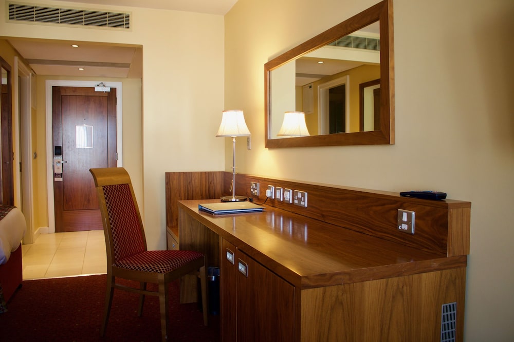 Executive Twin Room - Photo 4