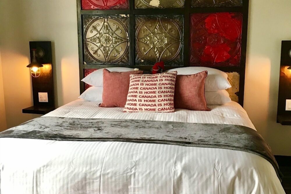 Room 8: Standard King, Street View photo 3