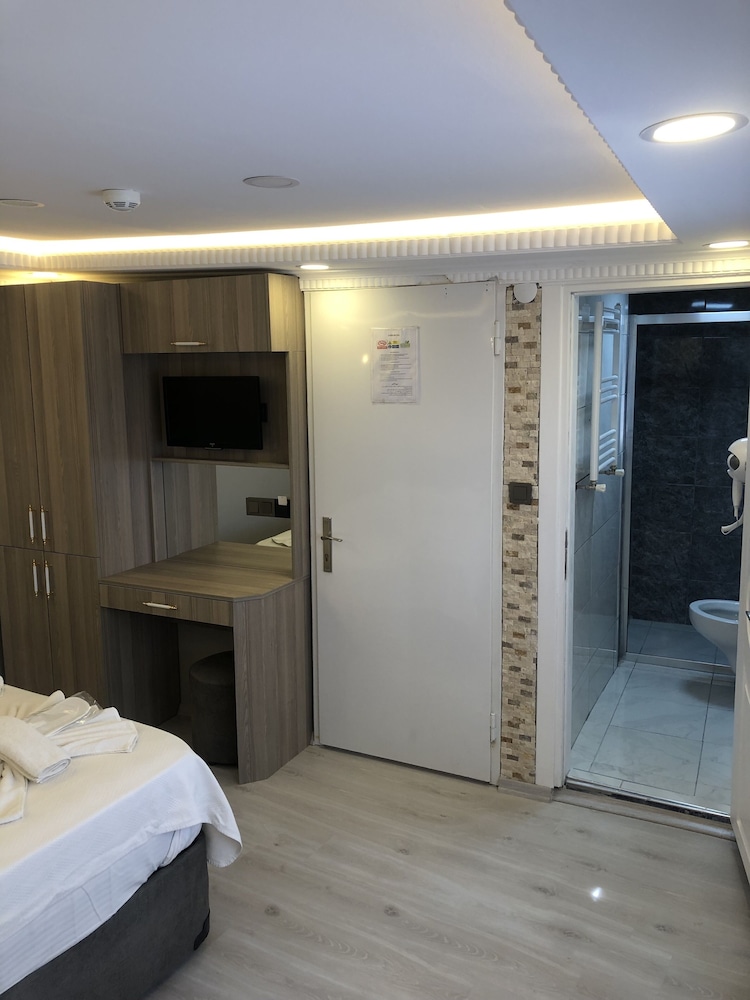 Single Room photo 2