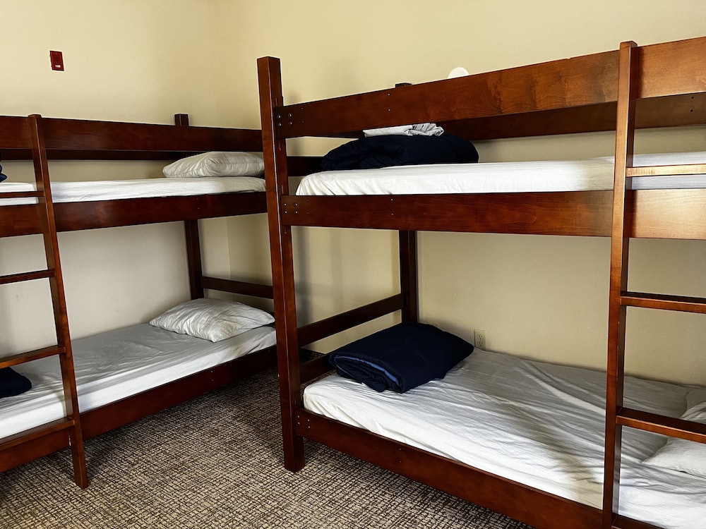 1 King Bed, 2 Bunkbeds photo 2