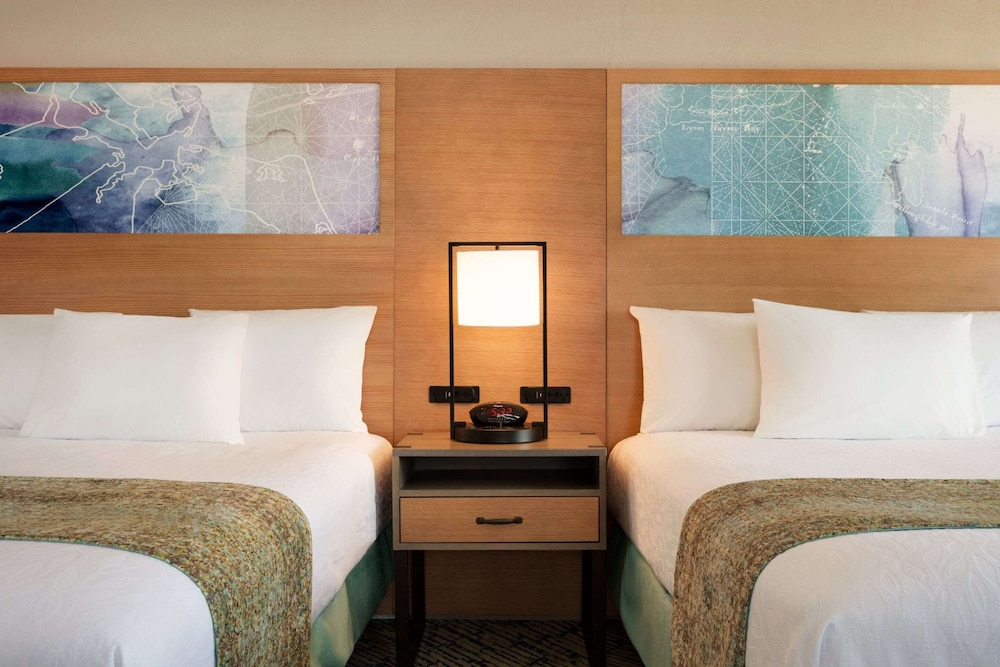 Suite, Multiple Beds, Accessible, Non Smoking (Upgrade) - Photo 2