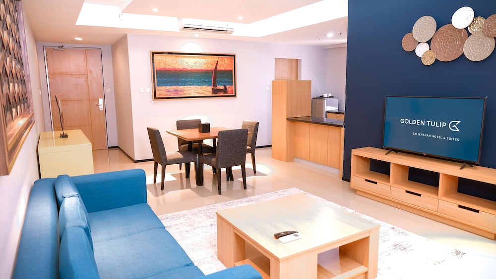 Suite, Multiple Beds - Photo 9