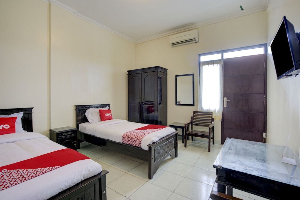 Standard Twin Room - Photo 5
