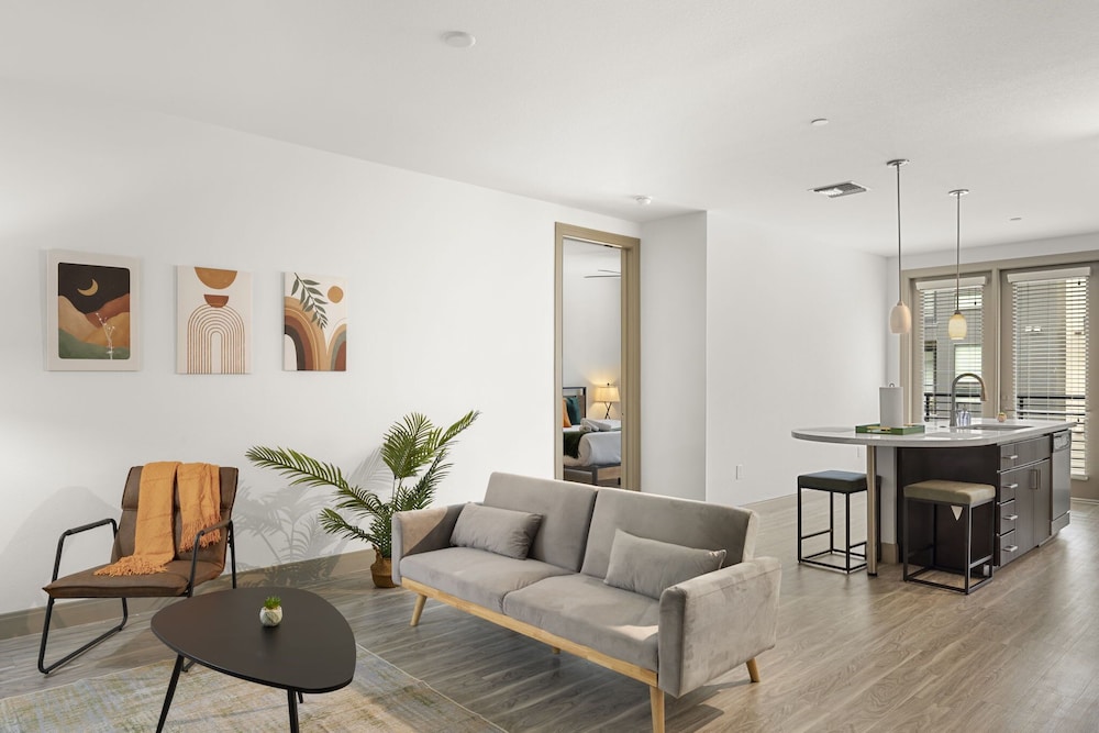 Apartment photo 3