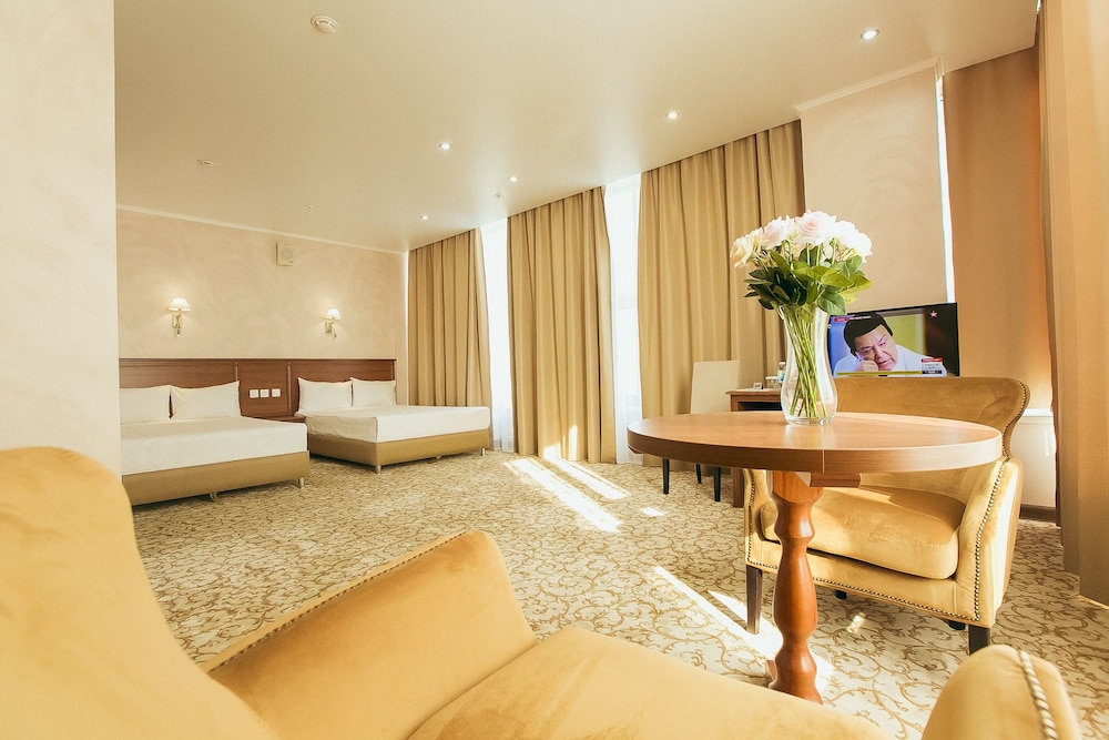 Junior Suite, 2 Twin Beds photo 1