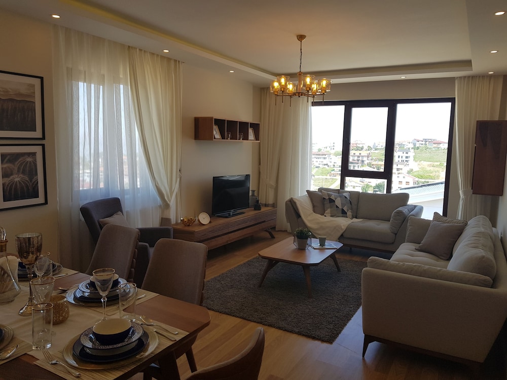 Family Apartment photo 1