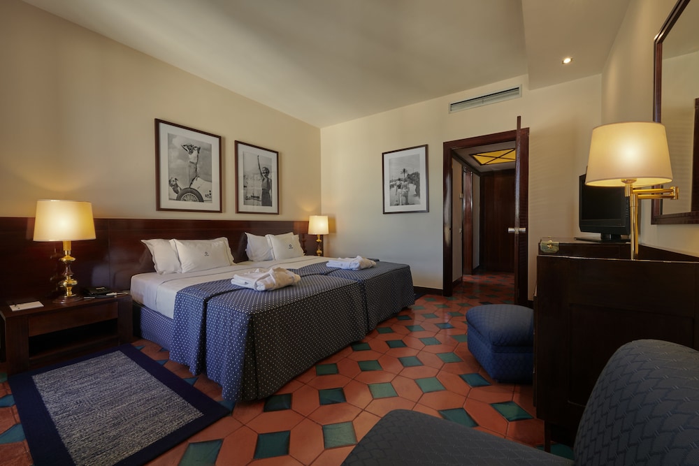 Twin Room, City View - Photo 2