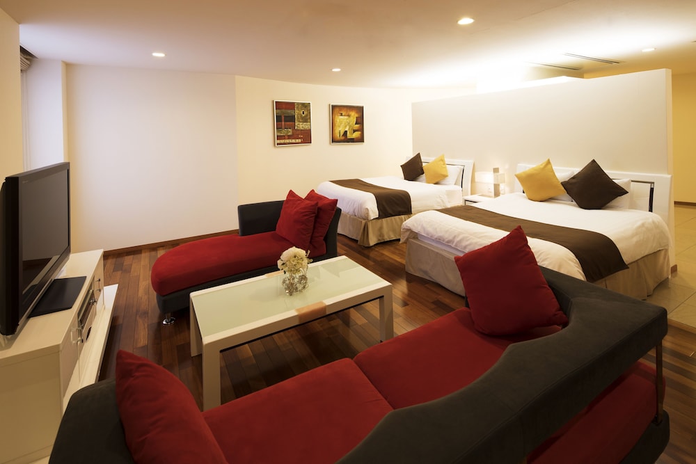Junior Suite [Top Floor] photo 1