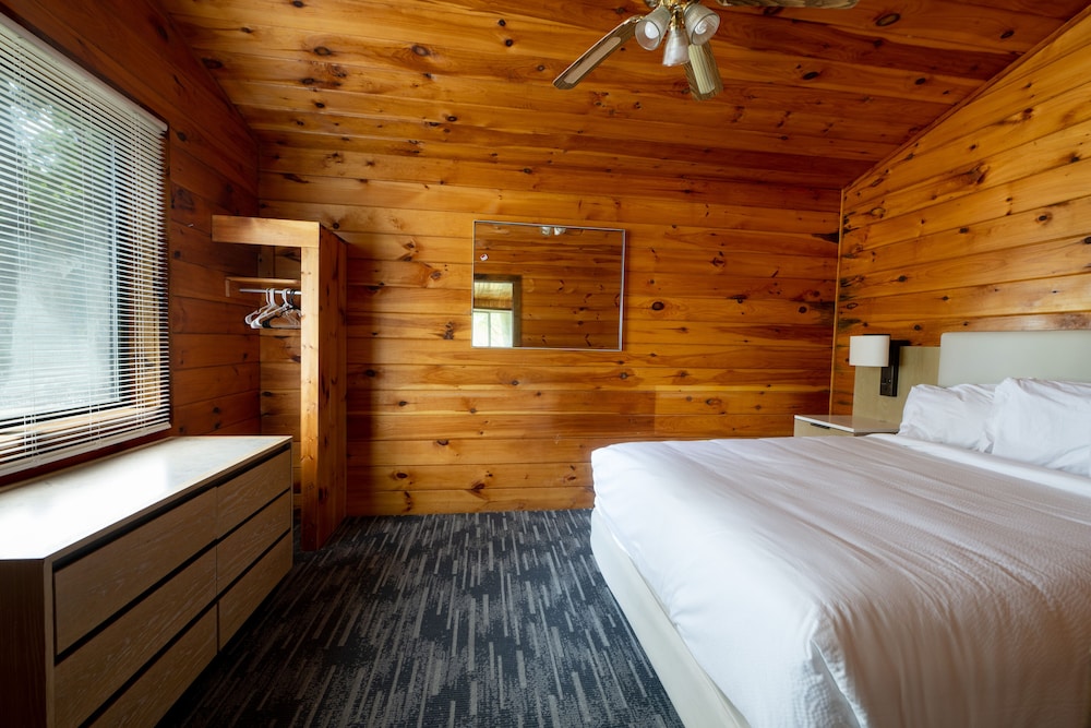 Deluxe Two-Bedroom Villa North