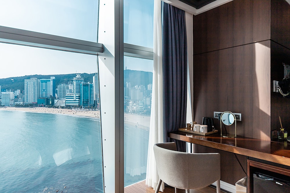 Spa Twin Room - Breakfast Included,Unlimted Starbucks Coffee Bean,OTT Available,15PM CI / 13PM CO - Photo 13