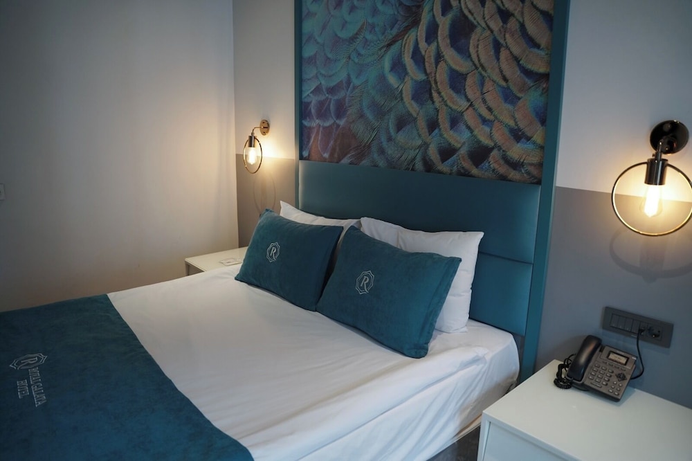 Economy Double Room photo 3