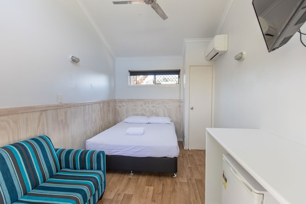 Standard Room, Non Smoking, Shared Bathroom (Backpackers Lodgings) photo 1