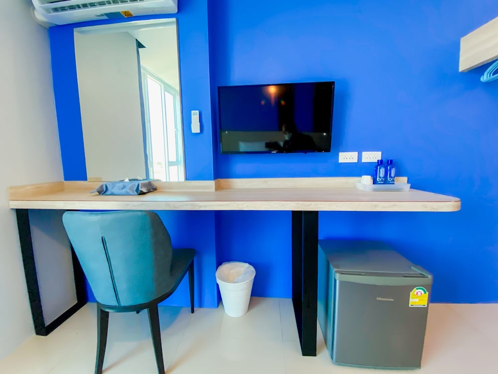 Standard Twin Room - Photo 8