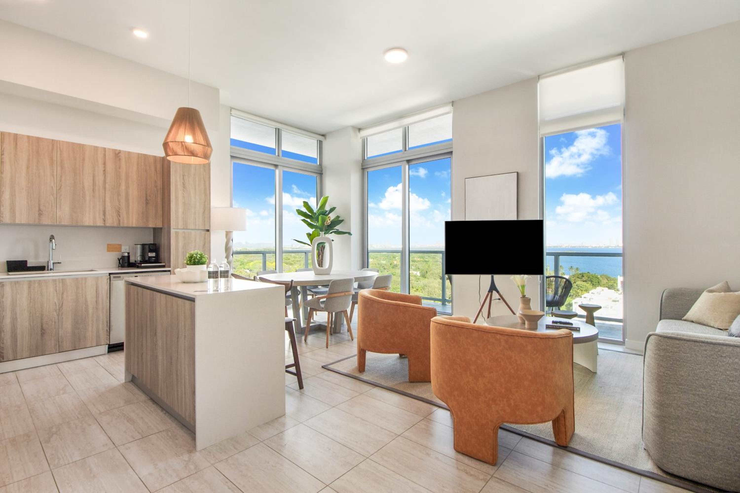 Apartment With Sea View